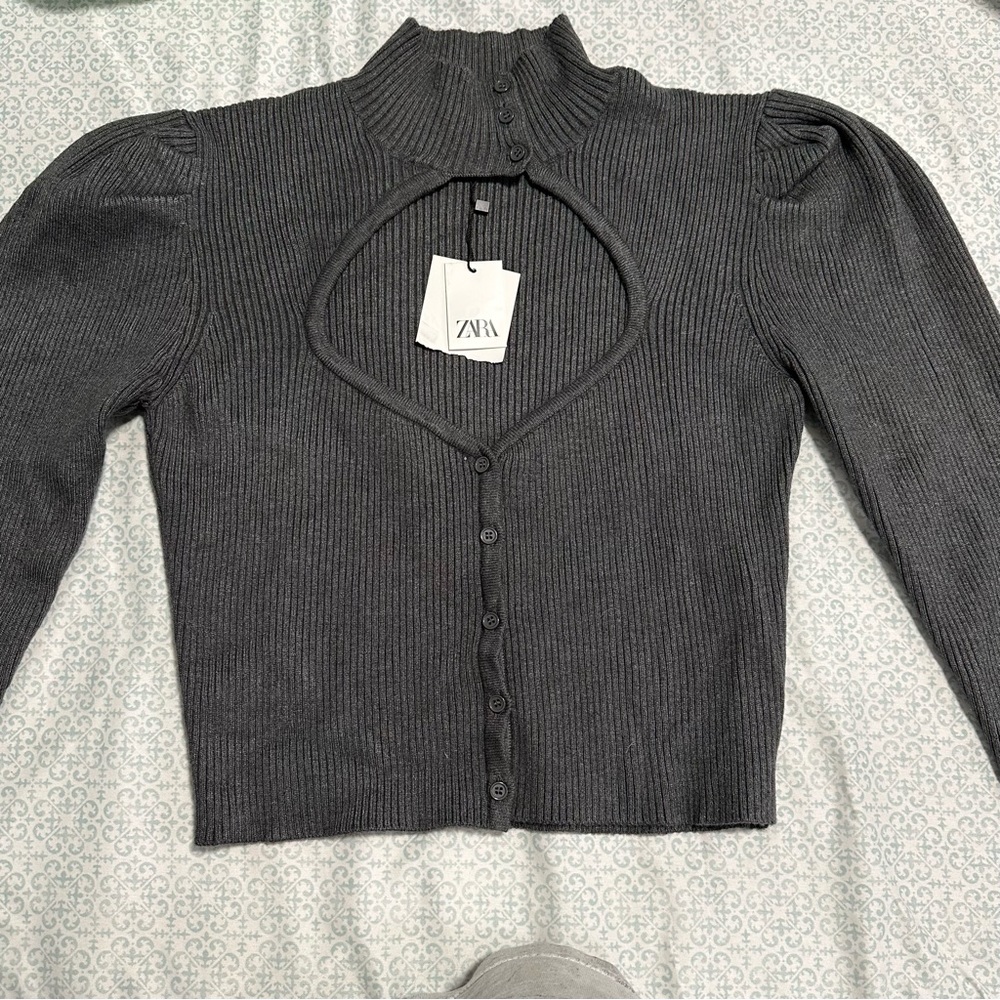 Zara Cut Out Neck Knit Sweater - Picture 4 of 5